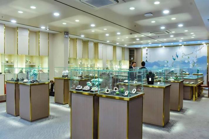 湖南工艺美术学院与企业的紧密合作推动文创发展